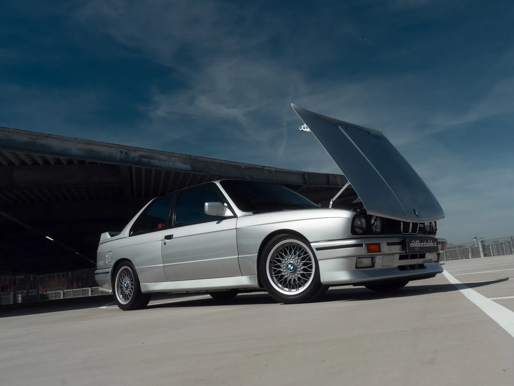BMW M3 E30 zilver